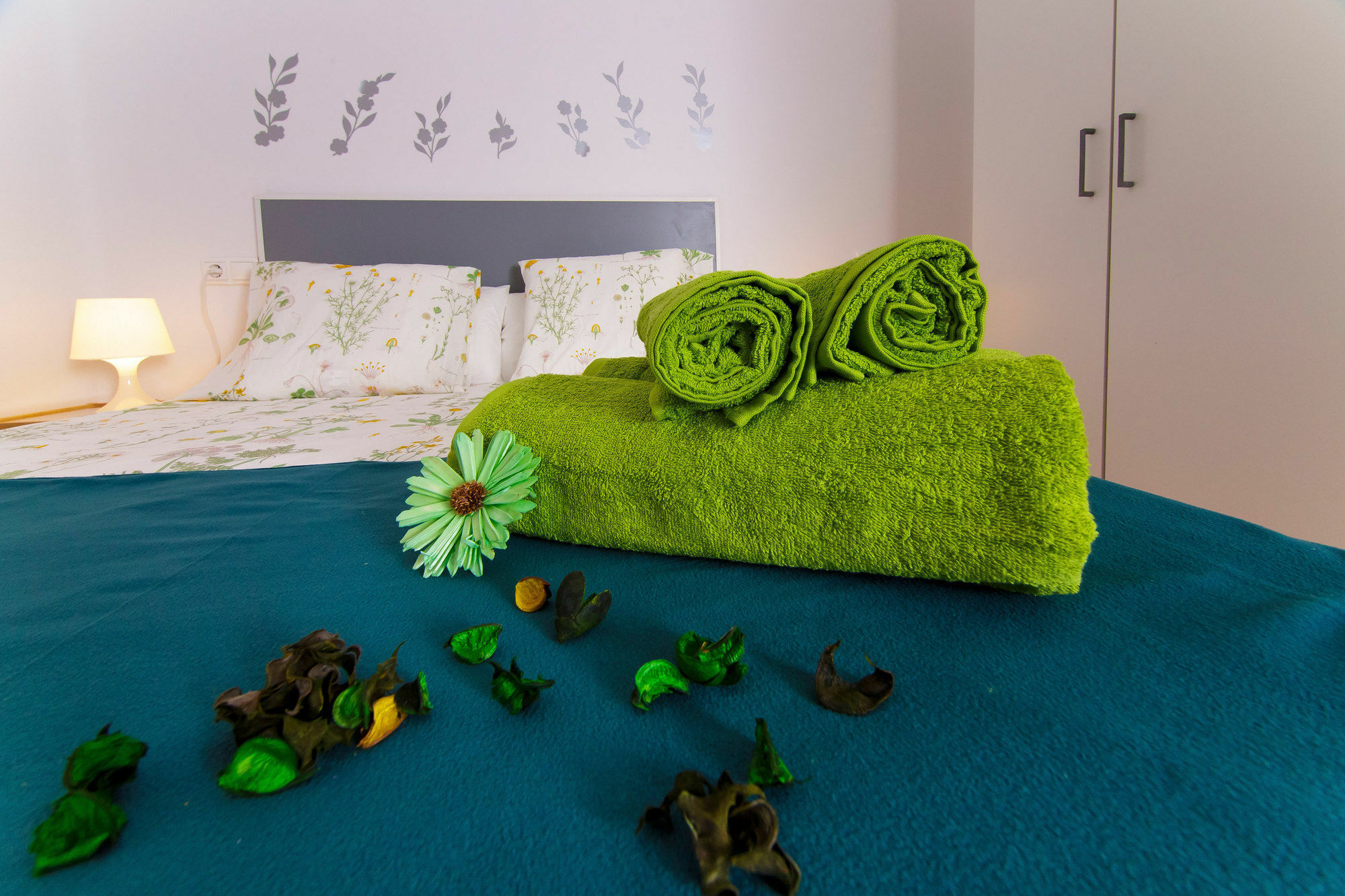Sea & Wave Don Cristian Apartment Малага Екстериор снимка
